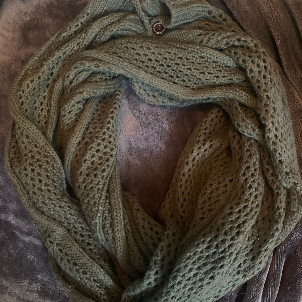 Charlotte Russe Infinity Scarf